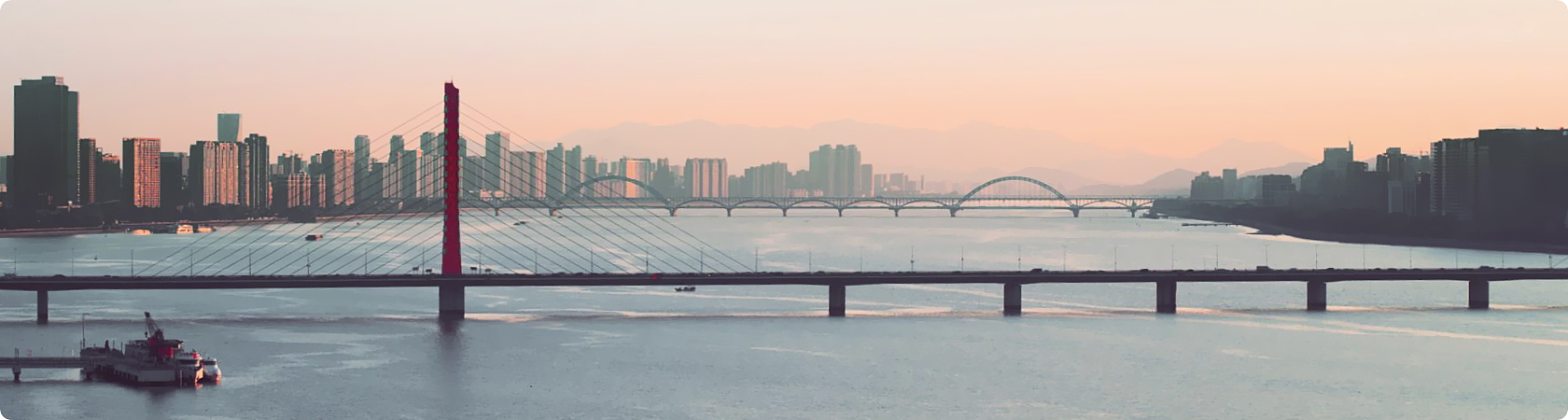 �ڴ��ʵꡤAPP(�й���)���޹�˾����