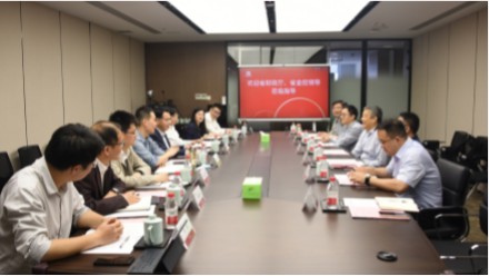 �ڴ��ʵꡤAPP(�й���)���޹�˾����