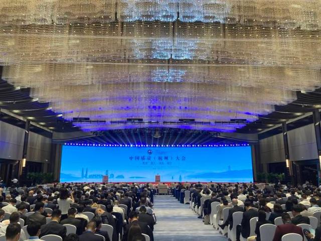 �ڴ��ʵꡤAPP(�й���)���޹�˾����